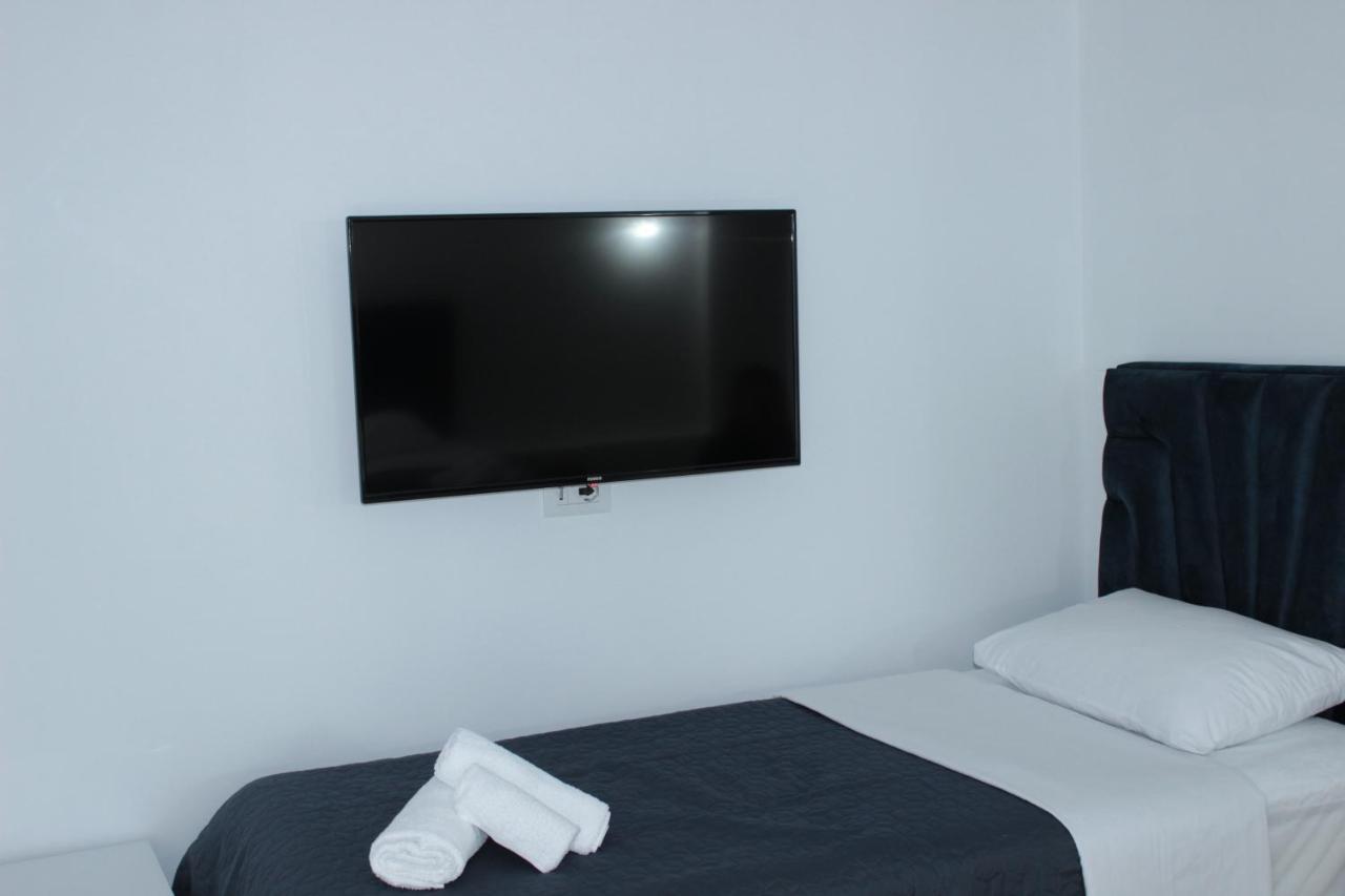 Elite Hotel Саранда Экстерьер фото